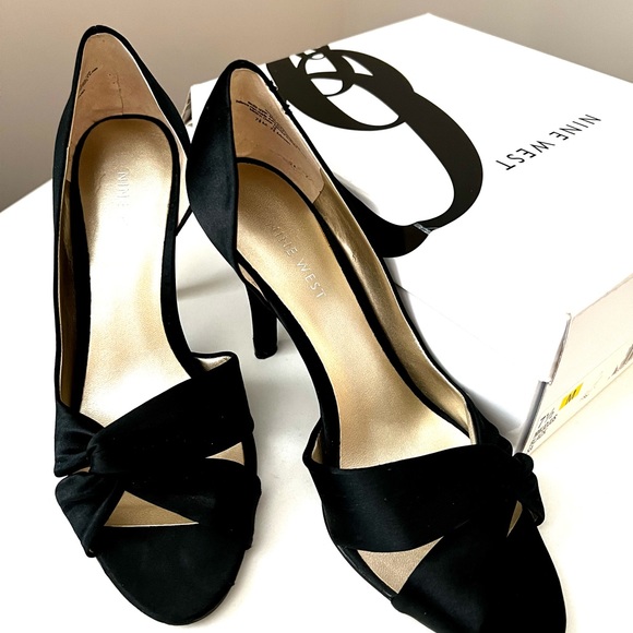 Nine West shoes. Size 7. - Picture 4 of 8